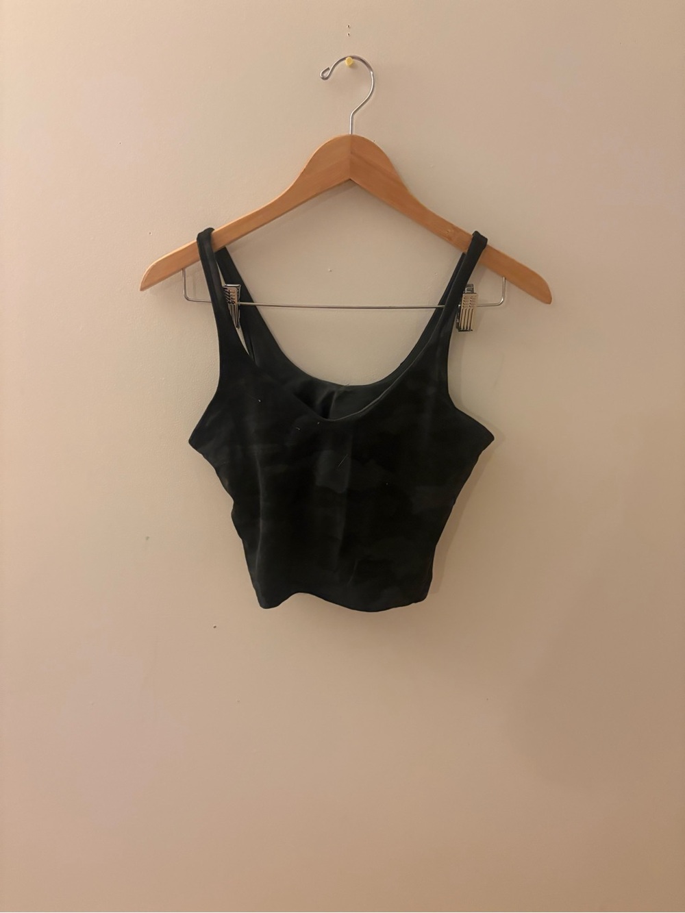 lululemon athletica Black Scoop Neck Cropped Tank